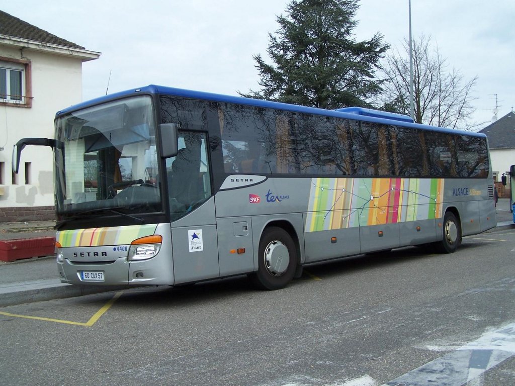 Setra S 416 UL mit TER Alsace Lackierung in Haguenau am 11/03/11.