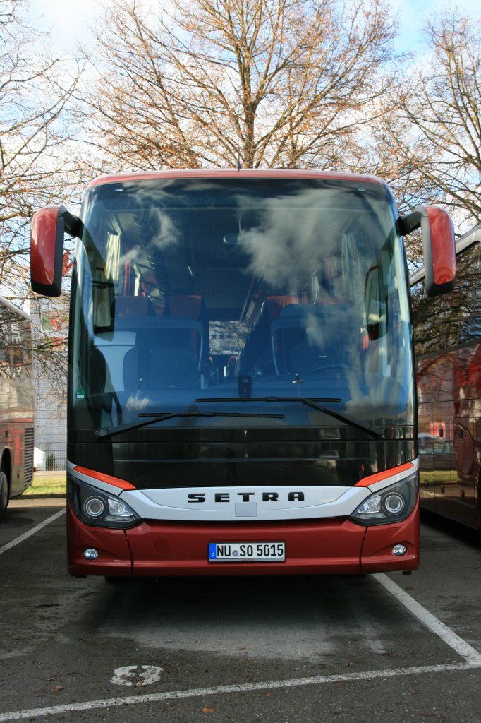 Setra S 515 HD Vorfhrwagen, Neu-Ulm 02.01.2013