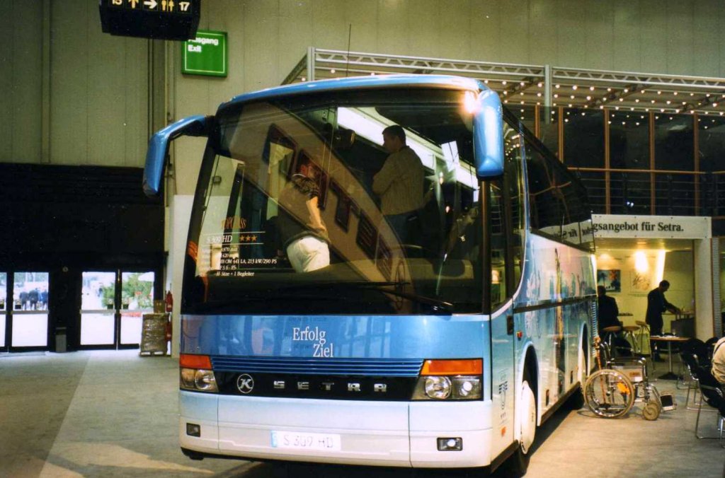 Setra S309 HD, aufgenommen auf der IAA 1998 in Hannover.