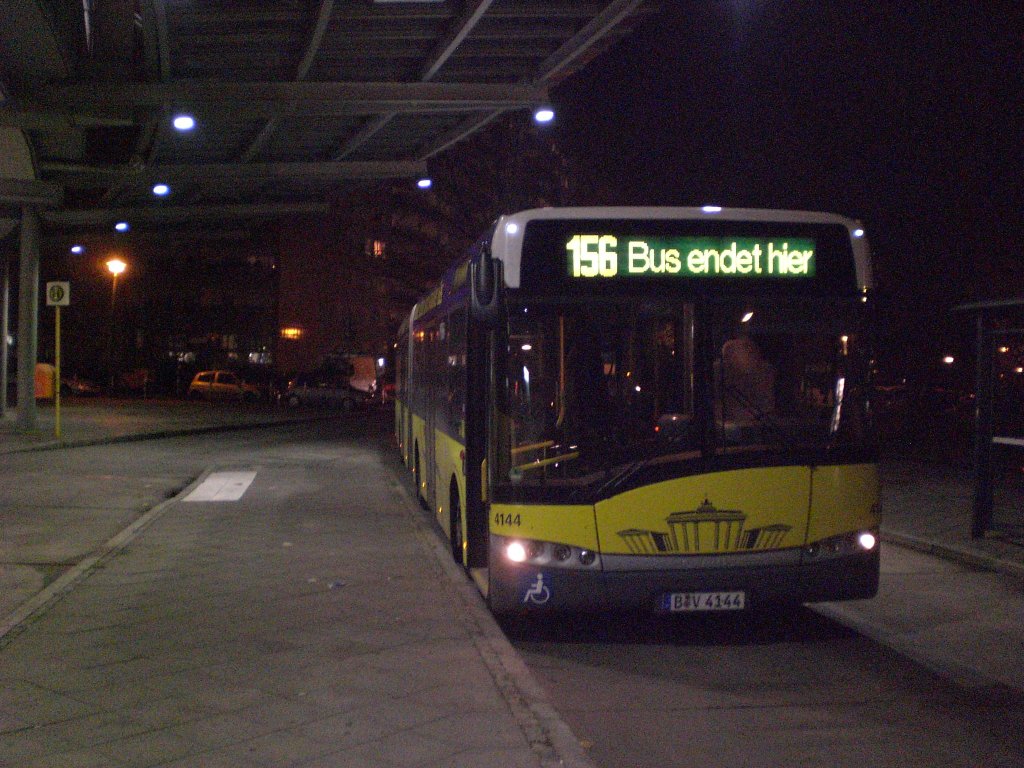 Solaris Urbino auf der Linie 156 am S-Bahnhof Storkower Strae.