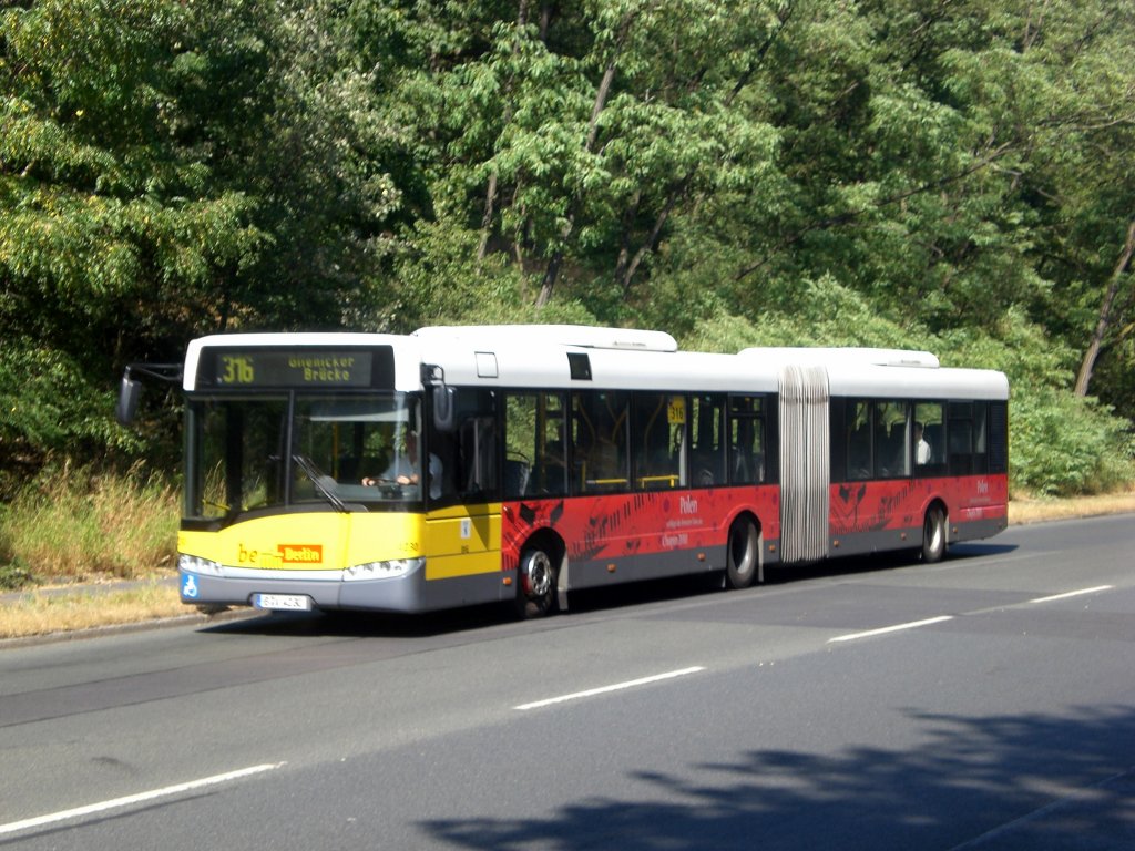 Solaris Urbino auf der Linie 316 nach Potsdam Glienicker Brcke nahe der Haltestelle Wannsee Schferberg.