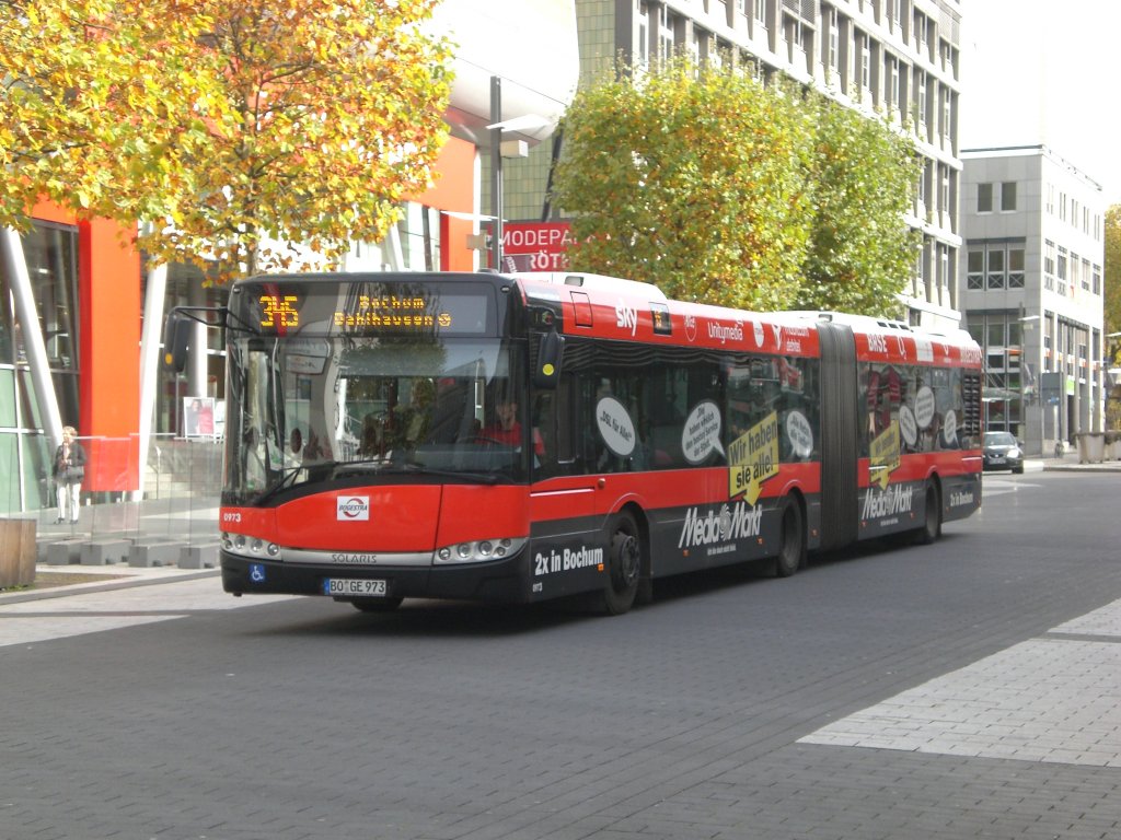 Solaris Urbino auf der Linie 345 nach S-Bahnhof Bochum-Dahlhausen an der Haltestelle Bochum Bongardstrae.(19.10.2012) 