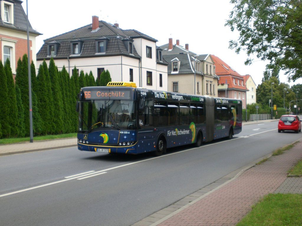 Solaris Urbino auf der Linie 66 nach Coschtz an der Haltestelle Coschtz Saarstrae.(28.7.2011)
