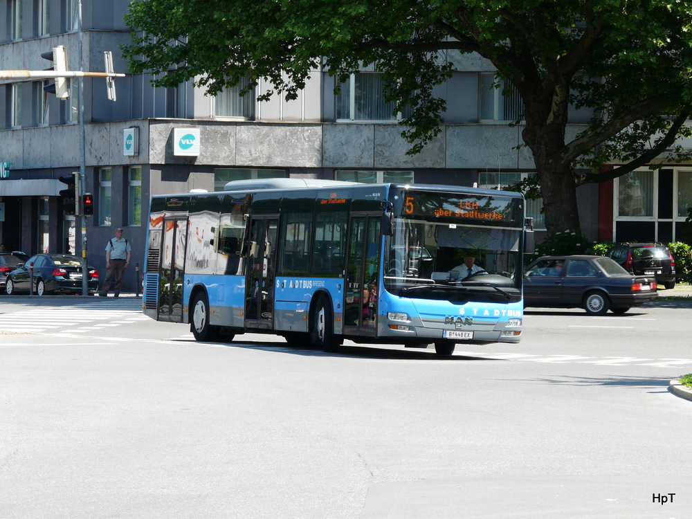 StadtBus Bregenz - MAN Lion`s City B 448 EX bei der zufahrt zu den Bushaltestellen vor dem Bahnhof in Bregenz am 24.05.2011