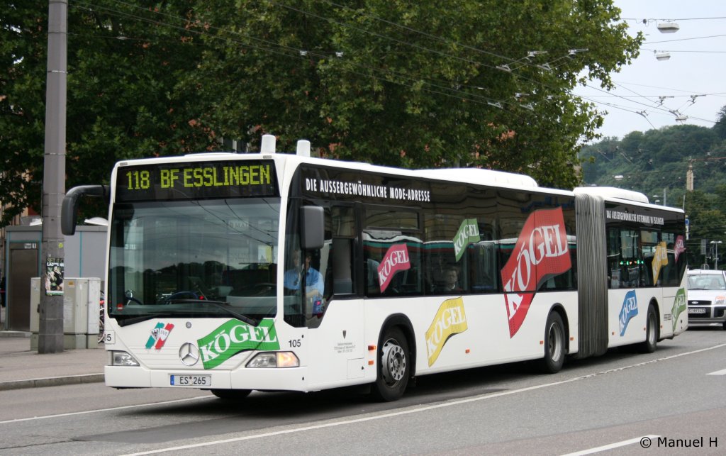 SVE 105 (ES 265).
Der Bus wirbt fr Kgel.
Aufgenommen am Bahnhof Esslingen, 17.8.2010.