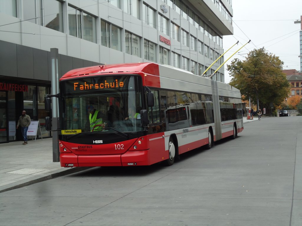 SW Winterthur - Nr. 102 - Hess/Hess Gelenktrolleybus am 24. Oktober 2012 beim Hauptbahnhof Winterthur