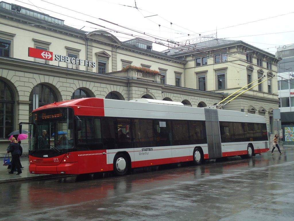 SW Winterthur - Nr. 113 - Hess/Hess Gelenktrolleybus am 12. September 2012 beim Hauptbahnhof Winterthur