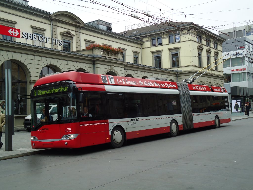 SW Winterthur - Nr. 175 - Solaris Gelenktrolleybus am 24. Oktober 2012 beim Hautpbahnhof Winterthur
