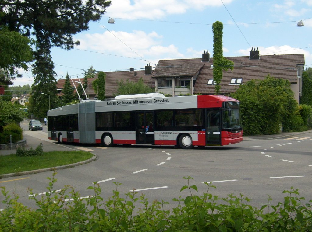 Swiss-Trolley 101 am 23.6.2010 beim Bettenplatz in der Endschleife Rosenberg. Der  Neue  war im Mrz 2010  mit der falschen Nr. 150 bei Stadtbus angeliefert worden