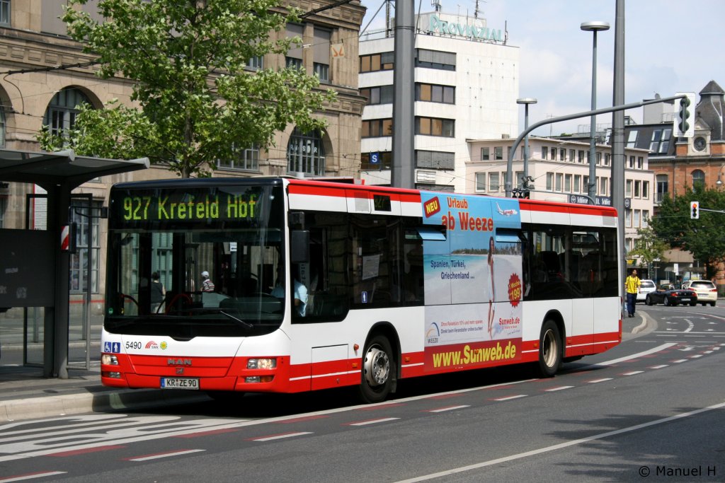 SWK 5490 (KR ZE 90).
Der Bus trgt TB Werbung fr Sunweb.
krefeld HBF, 1.8.2010.