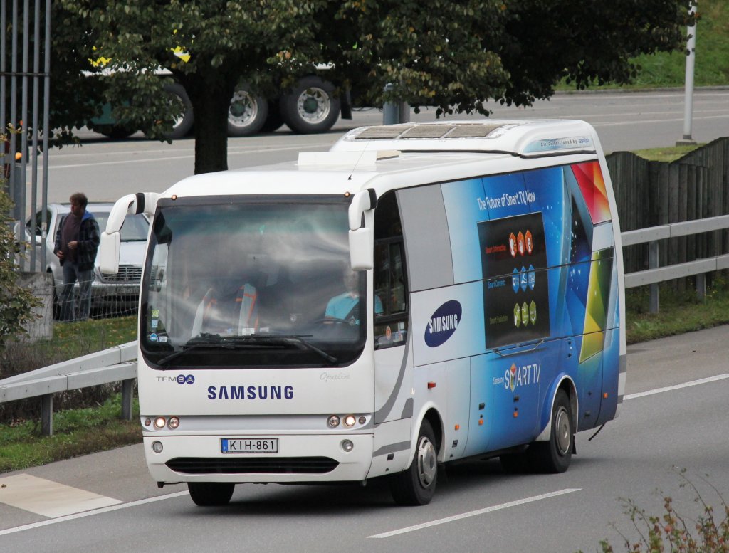 Temsa Opalin aux couleurs publicitaire de Samsung photographi le 12.10.2012 prs de Berne 