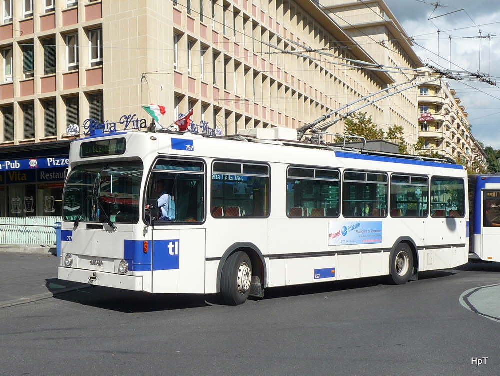 TL - NAW Trolleybus Nr.757 unterwegs in Lausanne auf der Linie 21 am 09.09.2010