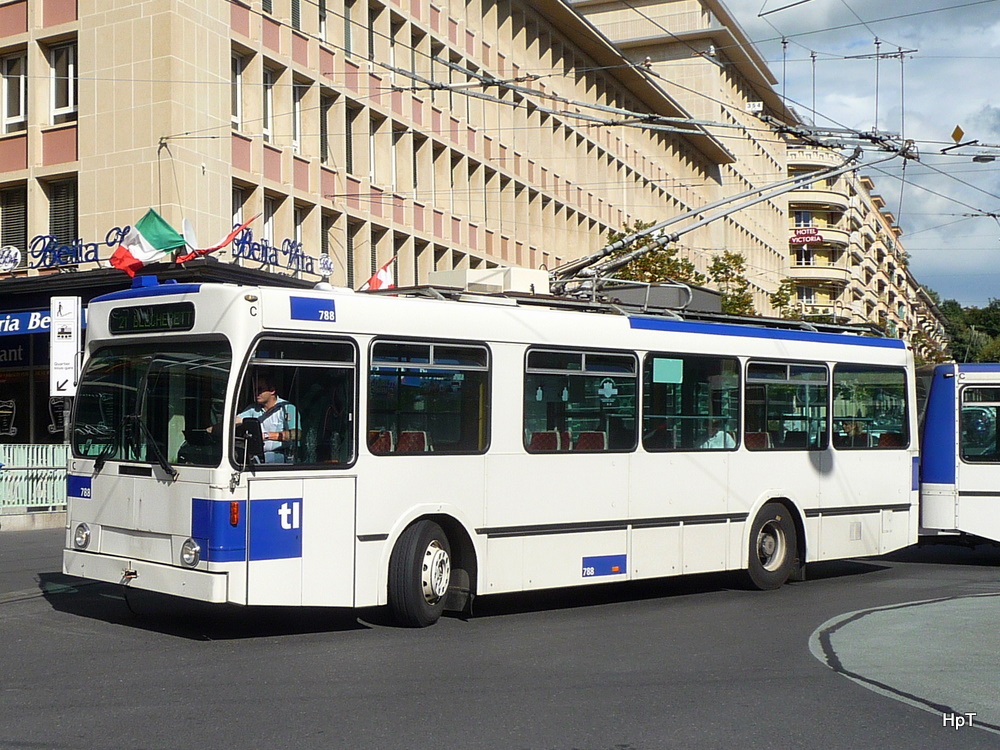 TL - NAW Trolleybus Nr.778 unterwegs in Lausanne auf der Linie 21 am 09.09.2010