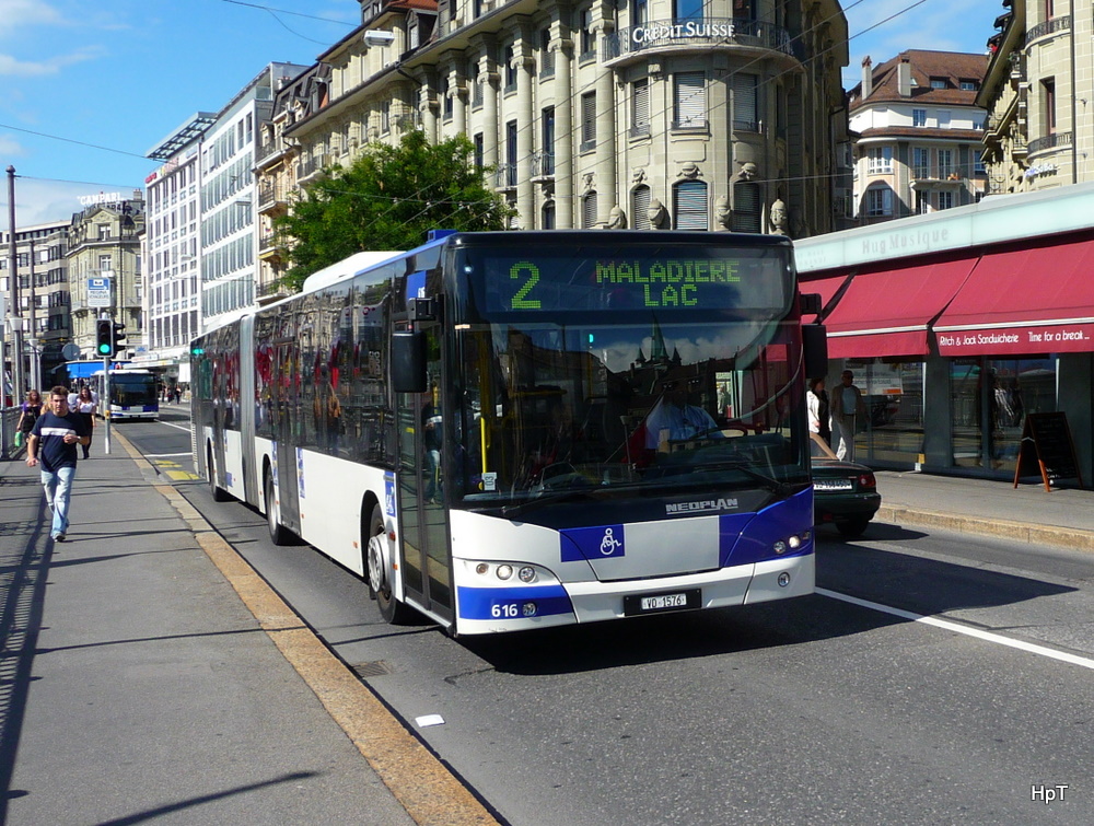 TL - Neoplan Nr.616 VD 1576 unterwegs in Lausanne auf der Linie 2 am 09.09.2010
