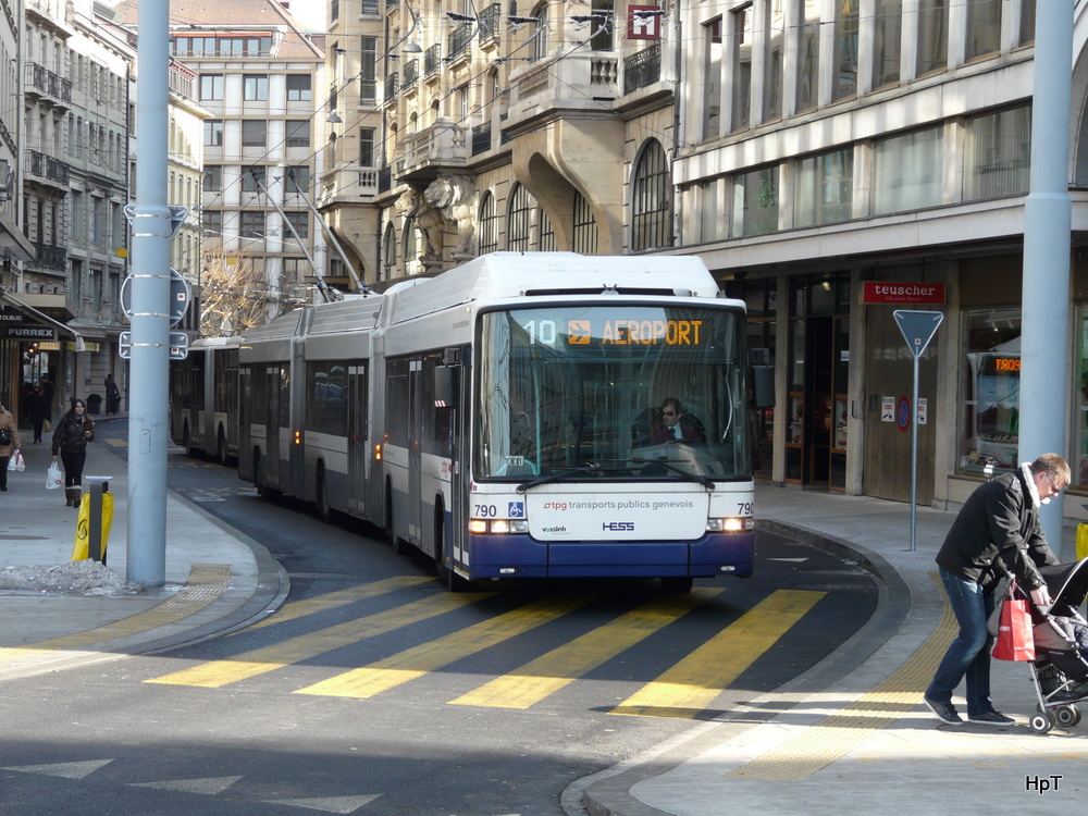 TPG Genf - Hess-Swisstrolleybus BGGT-N2C  Nr.790 unterwegs auf der Linie 10 in der Stadt Genf am 18.02.2012