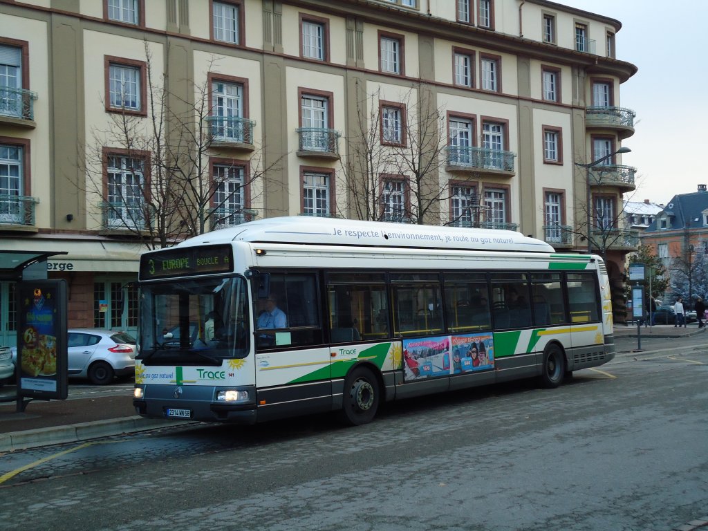 TRACE Colmar - Nr. 141/2314 WN 68 - Renault am 8. Dezember 2012 beim Bahnhof Colmar