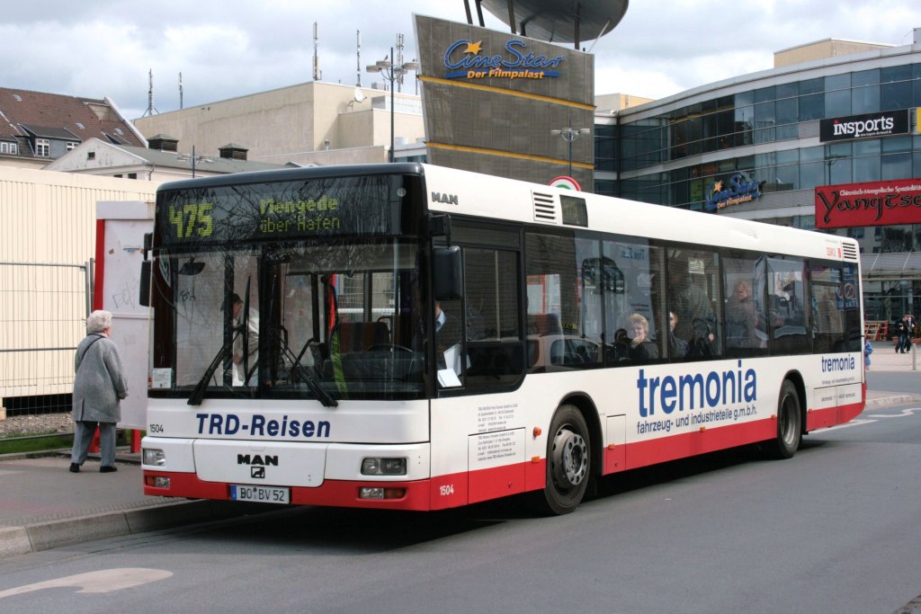 TRD Reisen 1504 (DO BV 52) mit Werbung fr Tremonia Fahrzeugteile.
Aufgenommen am HBF Dortmund/Nord, 3.4.2010. 