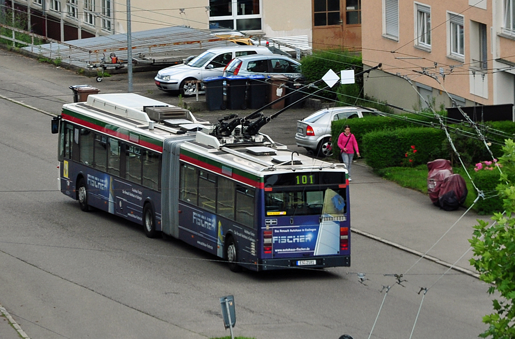 Van Hool O-Bus, Linie 101 in Esslingen nach Obertrkheim - 18.07.2011