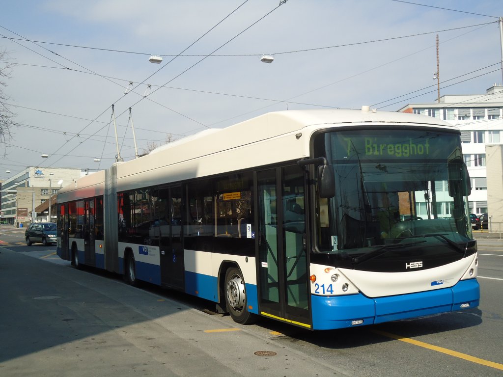 VBL Luzern - Nr. 214 - Hess/Hess Gelenktrolleybus am 11. Mrz 2011 in Luzern, Weinbergli