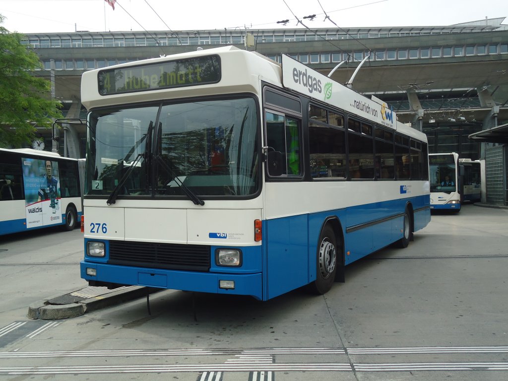 VBL Luzern - Nr. 276 - NAW/R&J-Hess Trolleybus am 27. Mai 2012 beim Bahnhof Luzern