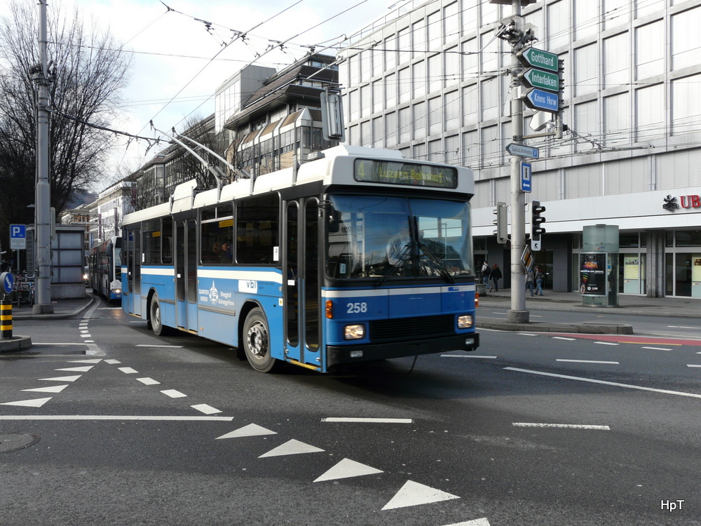 VBL - NAW-Hess Trolleybus Nr.258 unterwegs auf der Linie 4 am 15.01.2011

