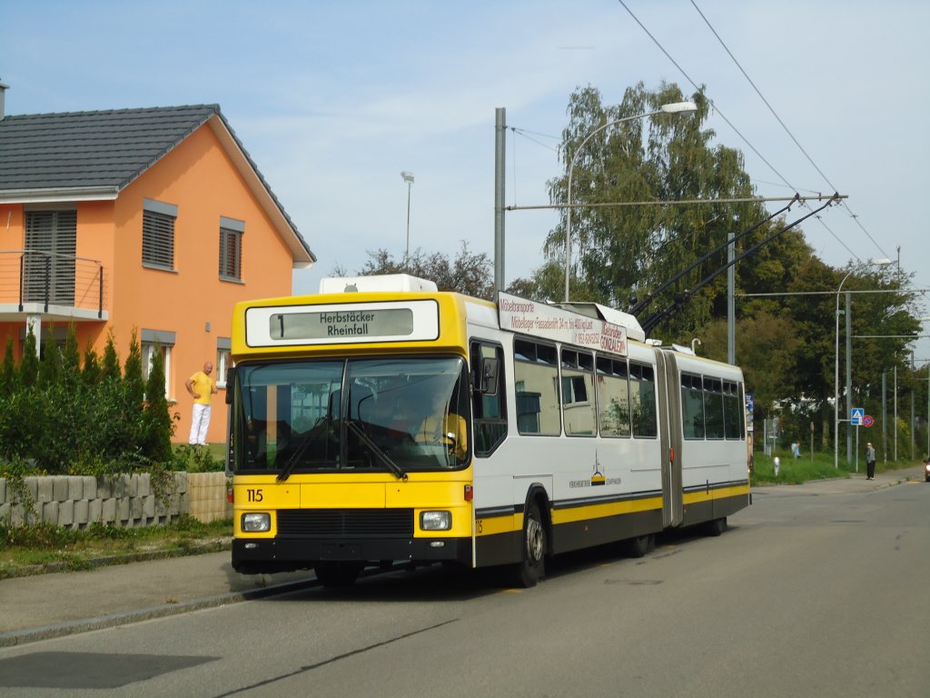 VBSH Schaffhausen - Nr. 115 - NAW/Hess Gelenktrolleybus am 25. September 2011 in Neuhausen, Gemeindewiesen