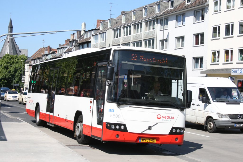 Veolia 5808 (BS JT 43).
Aachen HBF, 4.6.2010.