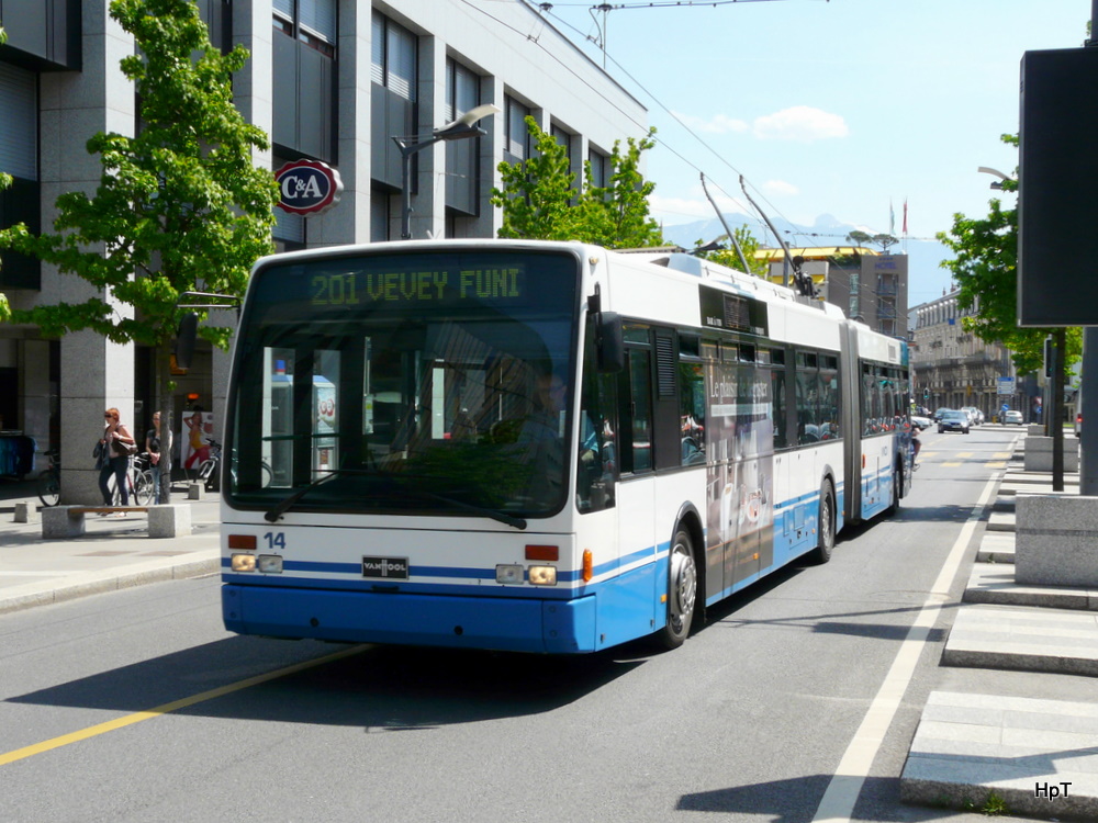 VMCV - VanHool Trolleybus Nr.14 unterwegs in Vevey am 07.05.2011