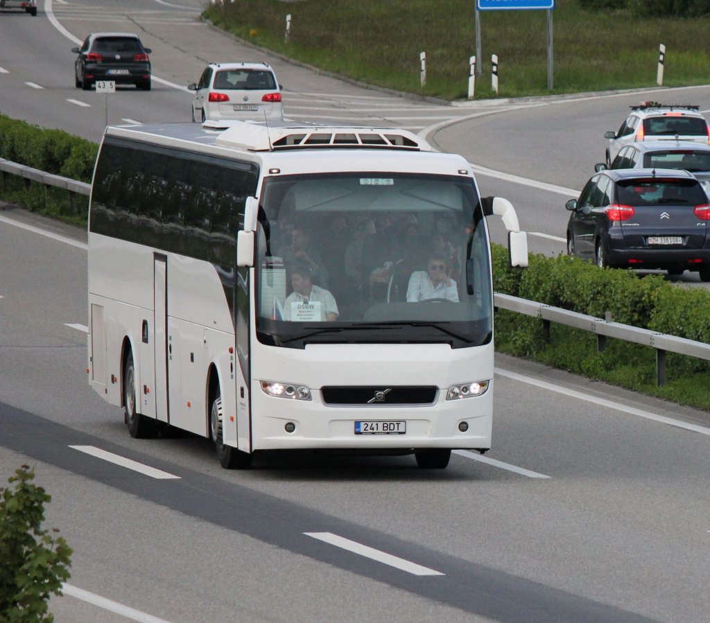 Volvo 9700 inconnu immatricul en Estonie photographi la 17.05.2012 sur l'autoroute Zurich - Berne  la hauteur de Oensingen