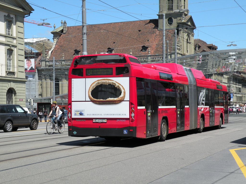 Volvo Bus mit der Betriebsnummer 827 auf der Linie 12 am Bahnhof Bern. Die Aufnahme stammt vom 04.06.2010.