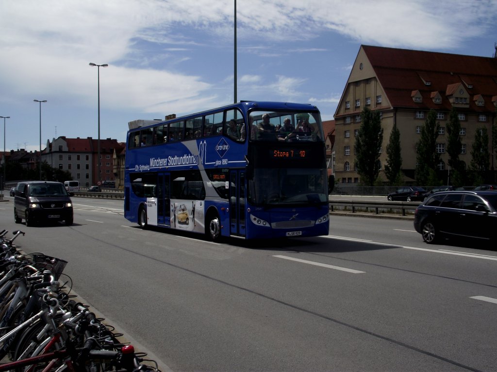 Volvo Doppeldecker Bus in Mnchen am 11.08.11