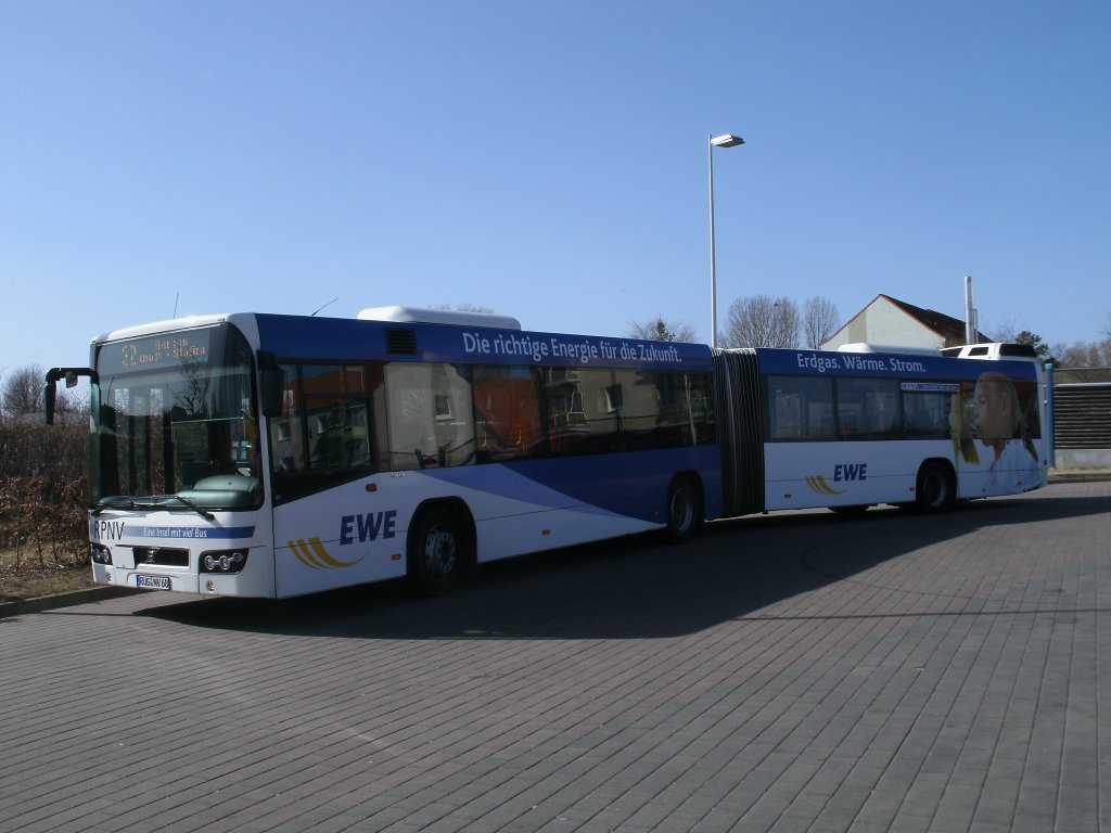VOLVO-Gelenkbus 4400 am 24.Mrz 2011 in Bergen/Rgen.