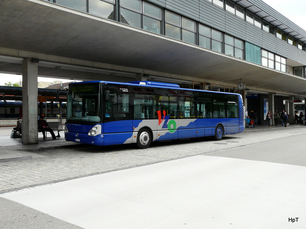 VZO - Irisbus Citlis Nr.75 ZH 26347 beim Bahnhof in Uster am 24.06.2011