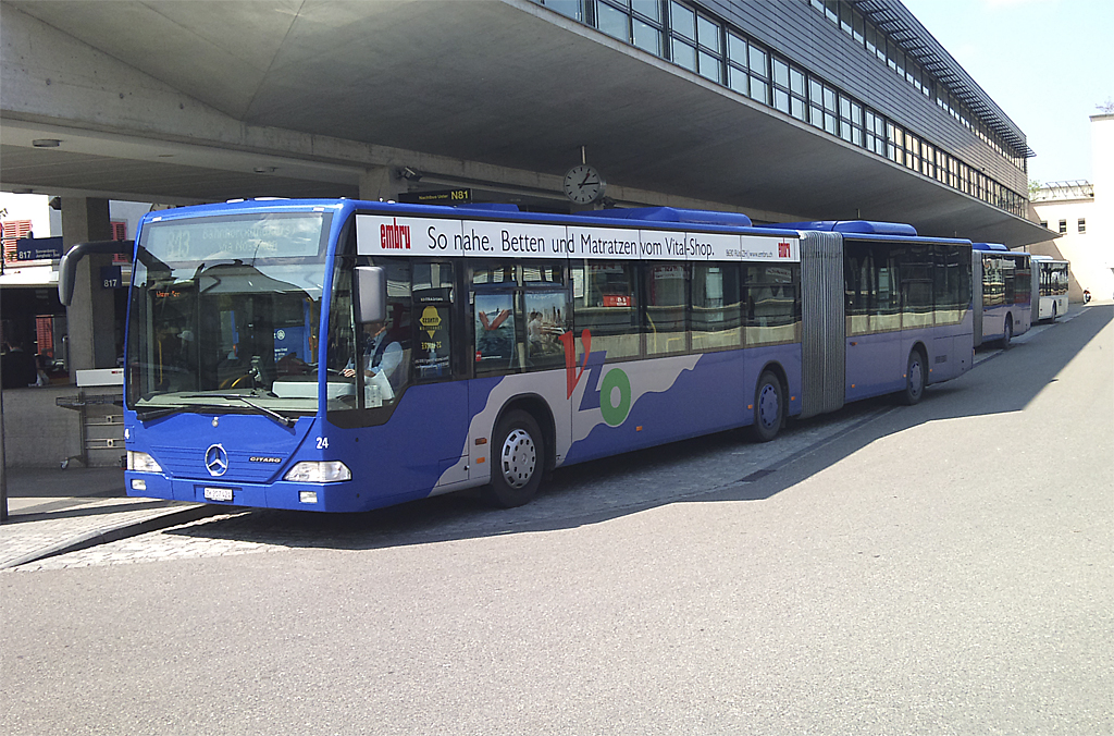 VZO-Mercedes Citaro NR.24 am Uster,Bahnhof am 21.4.10 
