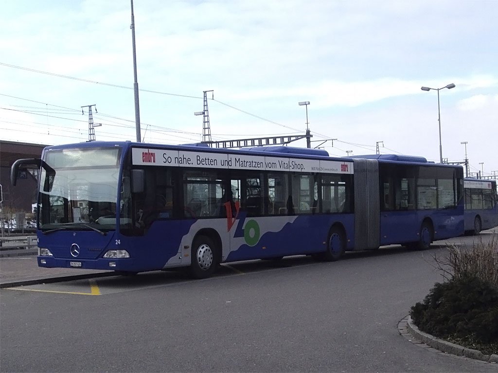 VZO-Mercedes Citaro NR.24 am Wetzikon,Bahnhof am 13.3.10 