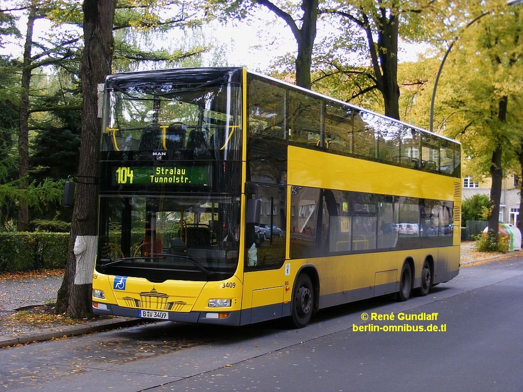 Wagen 3409 (MAN DL08) als Linie 104 am Brixplatz