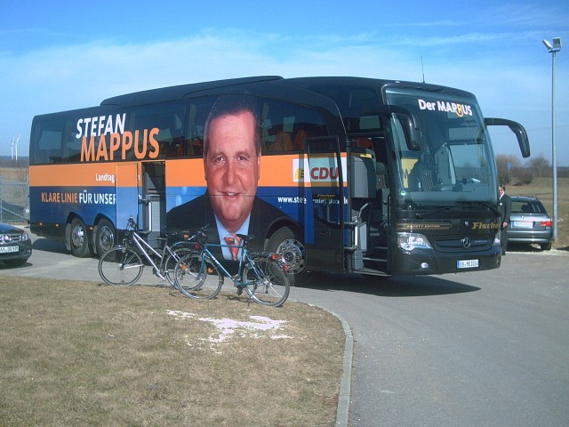 Wahlkampfbus des Ministerprsidenten Stefan Mappus .