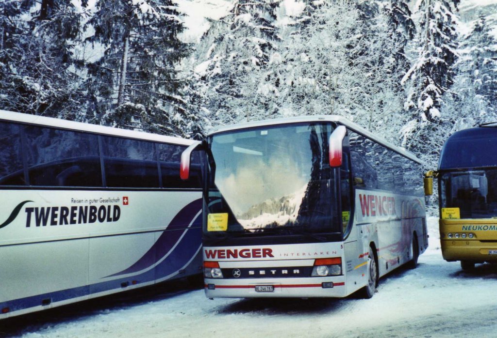 Wenger, Interlaken Nr. 5/BE 246'787 Setra am 10. Januar 2010 Adelboden, Unter dem Birg (Einsatz am Ski-Weltcup von Adelboden)