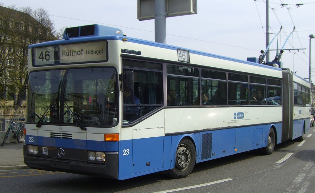 Zrich: MB O 405 GTZ Nr. 23, Linie 46 in Richtung Rtihof. (Aufnahme 17.04.2008)