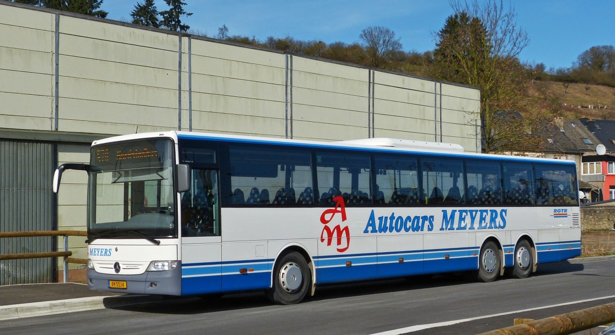 . AM 5514, Mercedes Benz Integro von Autocars Meyers, aufgenommen am Bahnhof in Ettelbrck am 11.03.2015