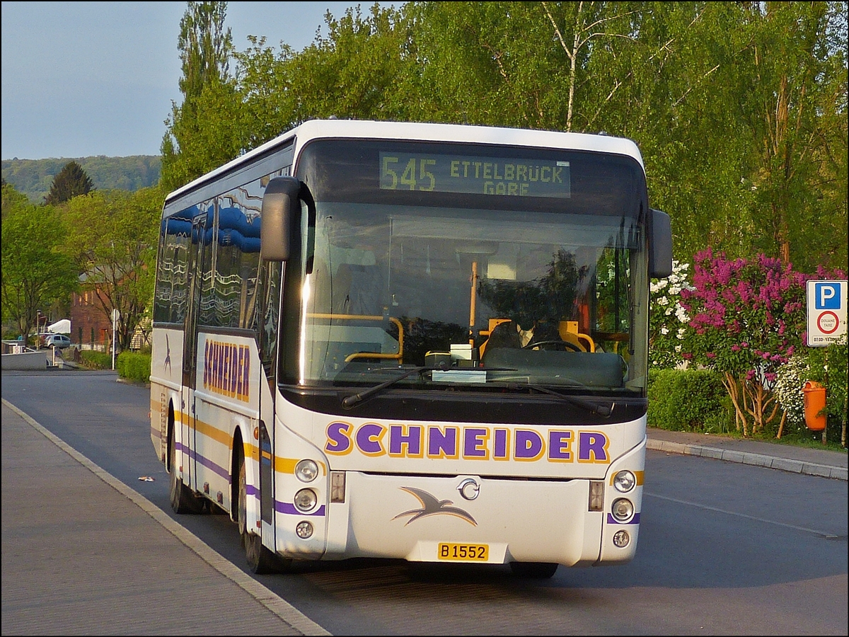 . B 1552  IRISBUS Iveco Ares der Firma Schneider aufgenommen am 24.04.2014 in Ettelbrck.
