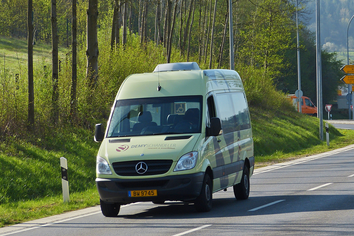 . BW 9545, Mercedes Benz Sprinter von Demy Cars aufgenommen nahe Schieren am 21.04.2015