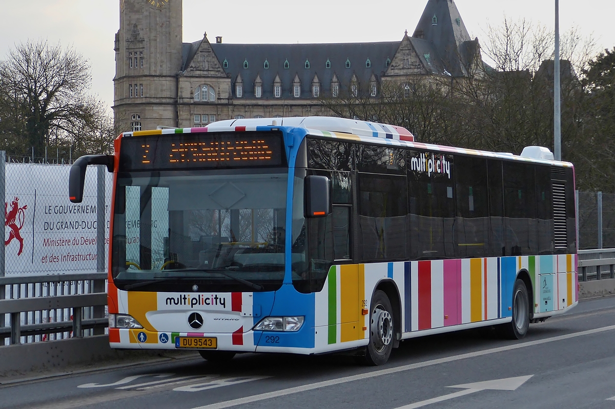 . DU 9543  Mercedes Benz Citaro als Linienbus in den Straen der Stadt luxemburg unterwegs am 06.02.2015.