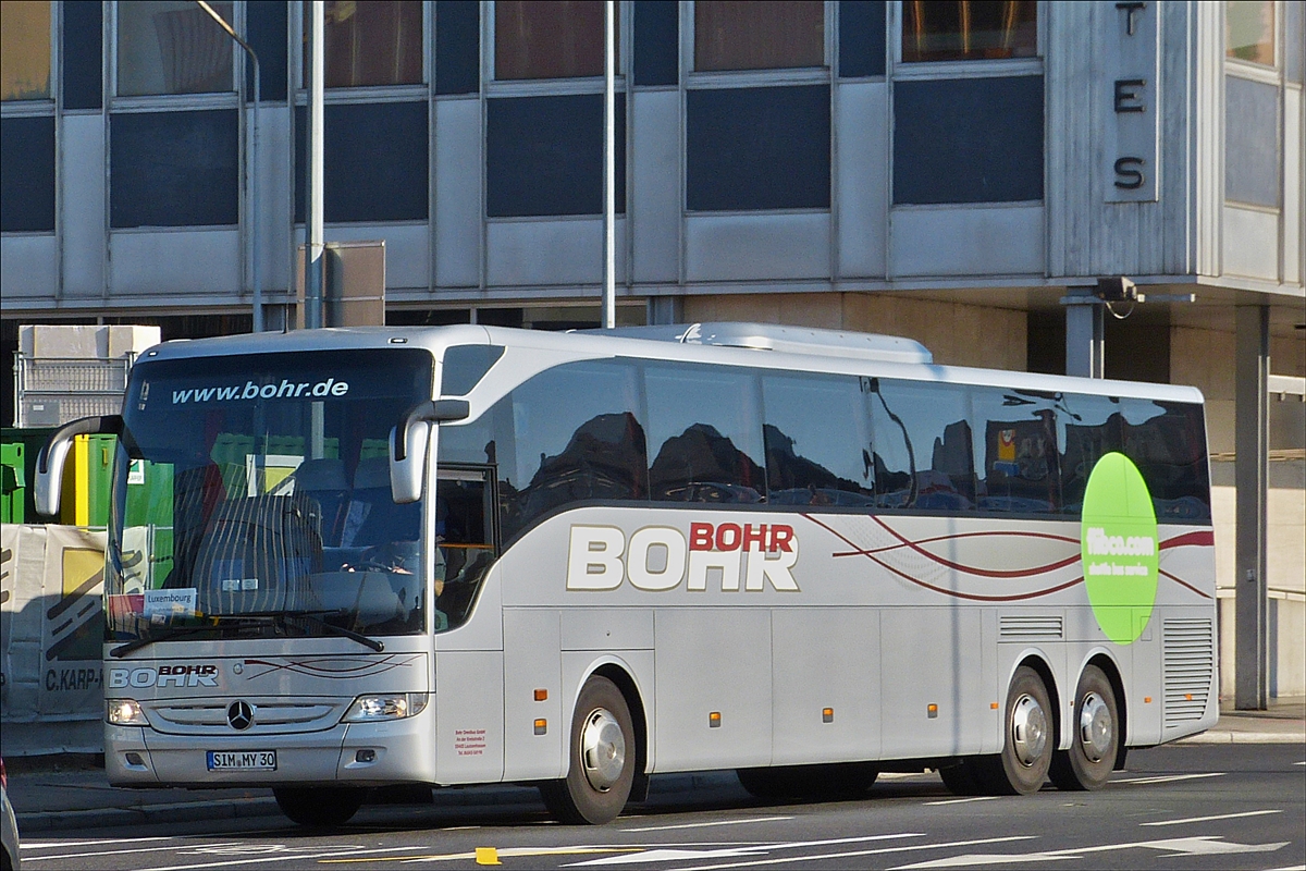 . Mercedes Benz Tourismo von Bohr Reisen gesehen in den Strassen der Stadt Luxemburg am 30.08.2015.