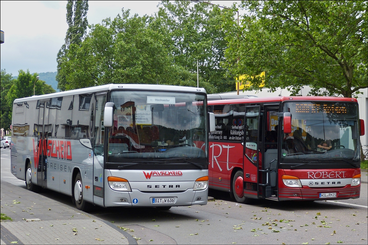 . Setra S415 UL im Doppelpack am Bahnhof in Trier.  27.05.2014 