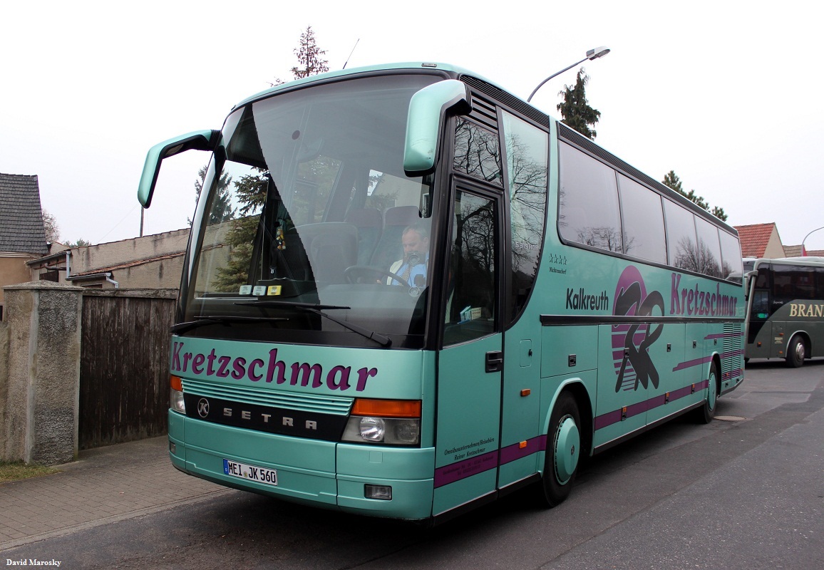 05.03.2014 ein Setra S3xx Reisebus in Winkel. 