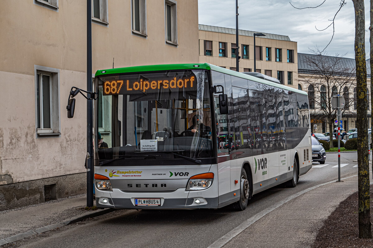 21.2.2024: Wagen 4 der Firma Humpelstetter macht sich auf dem Weg als Linie 687 nach Loipersdorf