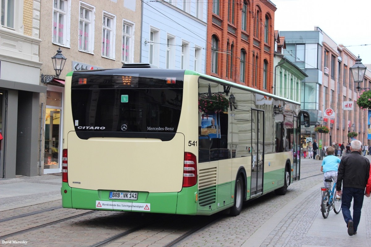 25.08.2014 Wagen 541 (Citaro II) der VBBr fährt aufgrund einer Umleitung durch die Innenstadt. (Umleitung Kurstraße) 
