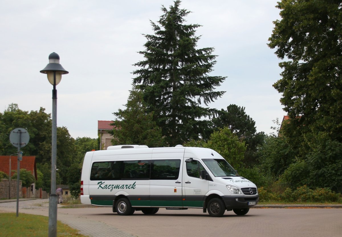 2.8.16 Gerswalde. Daimler Bus im Auftrag der Uckermärkischen Verkehrsgesellschaft