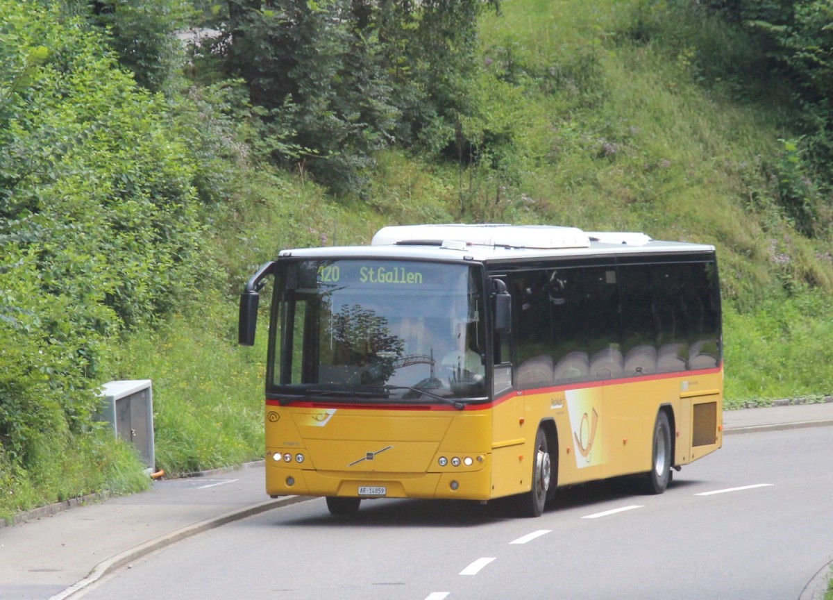 28.7.2014 VOLVO-Postbus zwischen Heiden und St. Gallen.